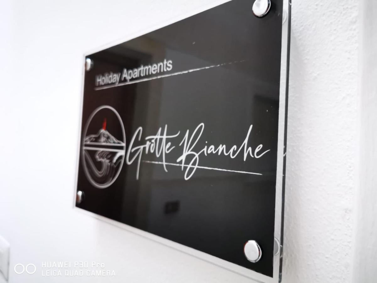 Centre Apartment Grotte Bianche 2 Катанія Екстер'єр фото